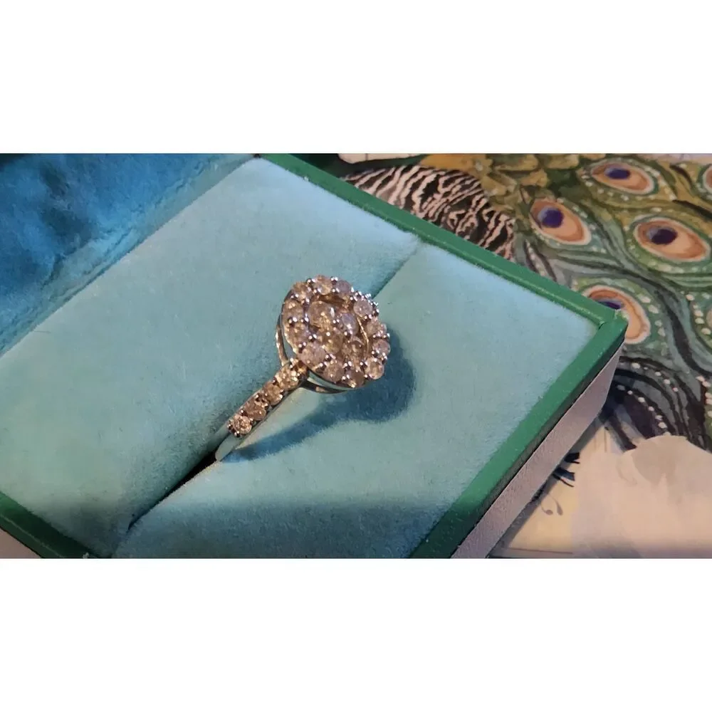 Stunning 1.0 Carat Brilliant Round Cut Genuine Diamond Halo Cluster Oval Ring #8